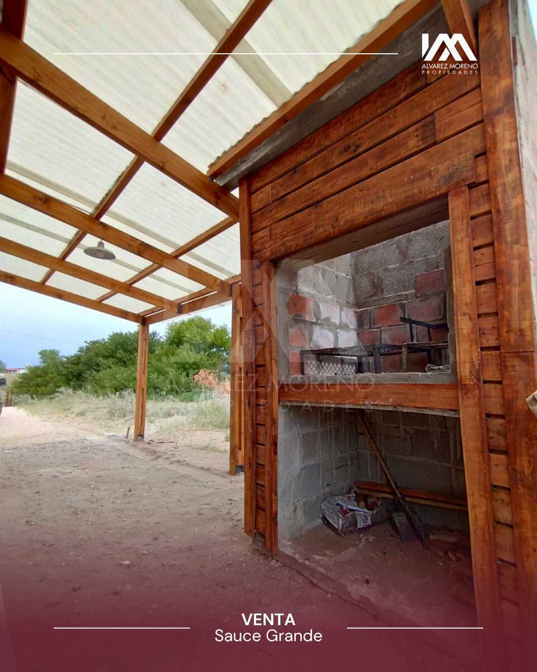 Alvarez Moreno Propiedades - Brinda asesoramiento y soluciones a nuestros clientes en lo que se refiera al mercado inmobiliario. Ventas, tasaciones, alquileres de todo tipo de propiedadesCasa a cuatro cuadras del mar en Sauce Grande