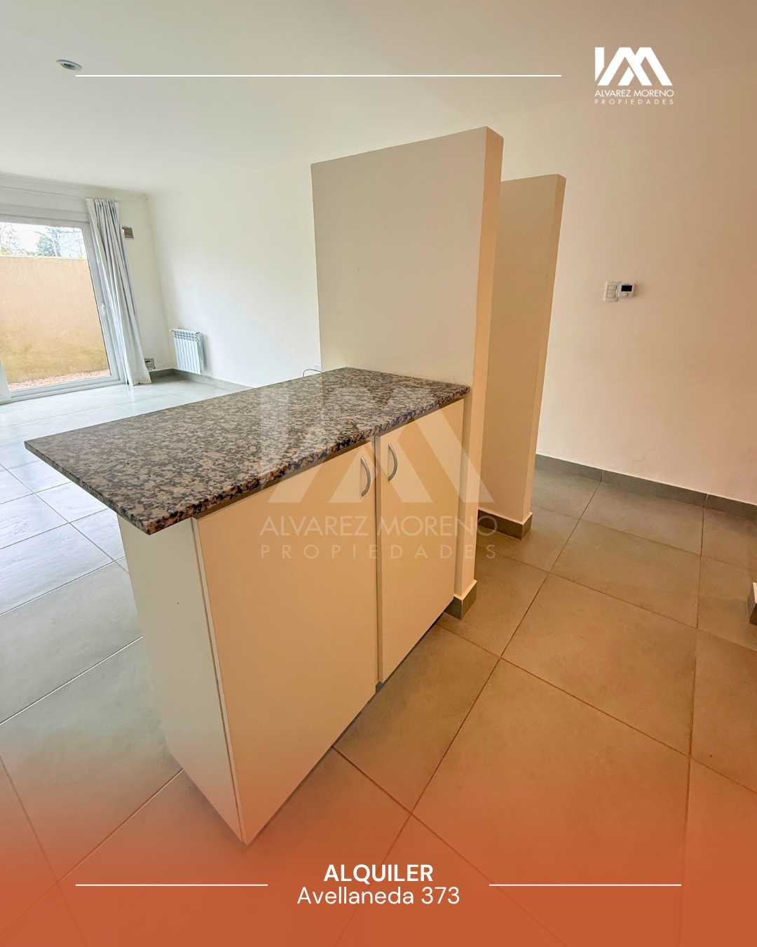 Alvarez Moreno Propiedades - Brinda asesoramiento y soluciones a nuestros clientes en lo que se refiera al mercado inmobiliario. Ventas, tasaciones, alquileres de todo tipo de propiedades$470.000 HERMOSO MONOAMBIENTE EN CALLE AVELLANEDA AL 373