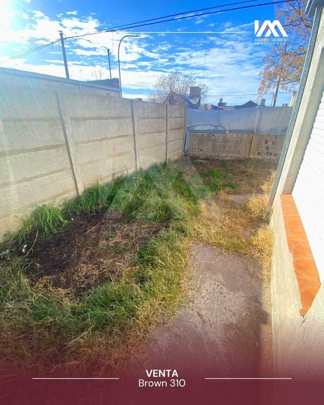 Alvarez Moreno Propiedades - Brinda asesoramiento y soluciones a nuestros clientes en lo que se refiera al mercado inmobiliario. Ventas, tasaciones, alquileres de todo tipo de propiedadesEn venta Casa con Depto y local aledaño- Uriburu y Brown